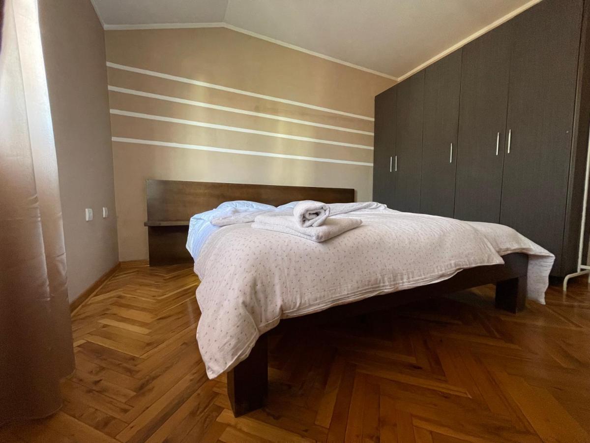 Apartments Rose Hill เบลเกรด ภายนอก รูปภาพ
