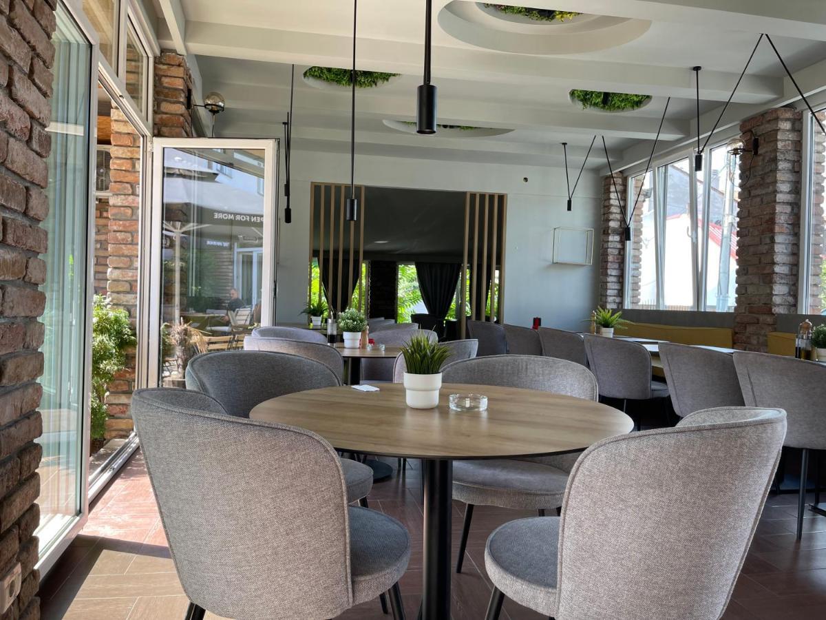 Apartments Rose Hill เบลเกรด ภายนอก รูปภาพ